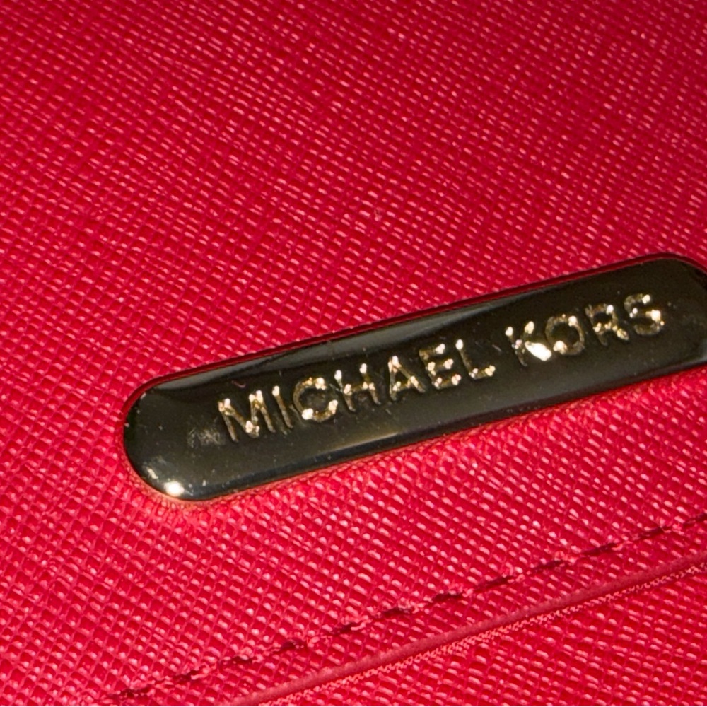 Michael Kors Red Saffiano Clutch Wallet - Picture 2 of 7